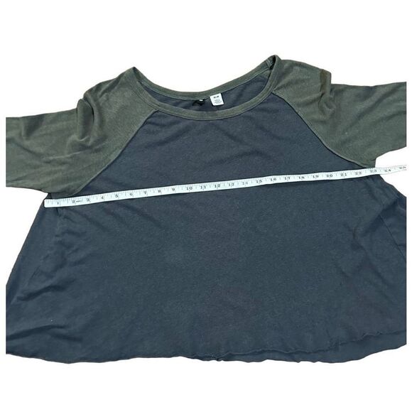 Urban Outfitters BDG Baseball Tee Flowy Green Charcoal Gray sz M - Picture 6 of 8